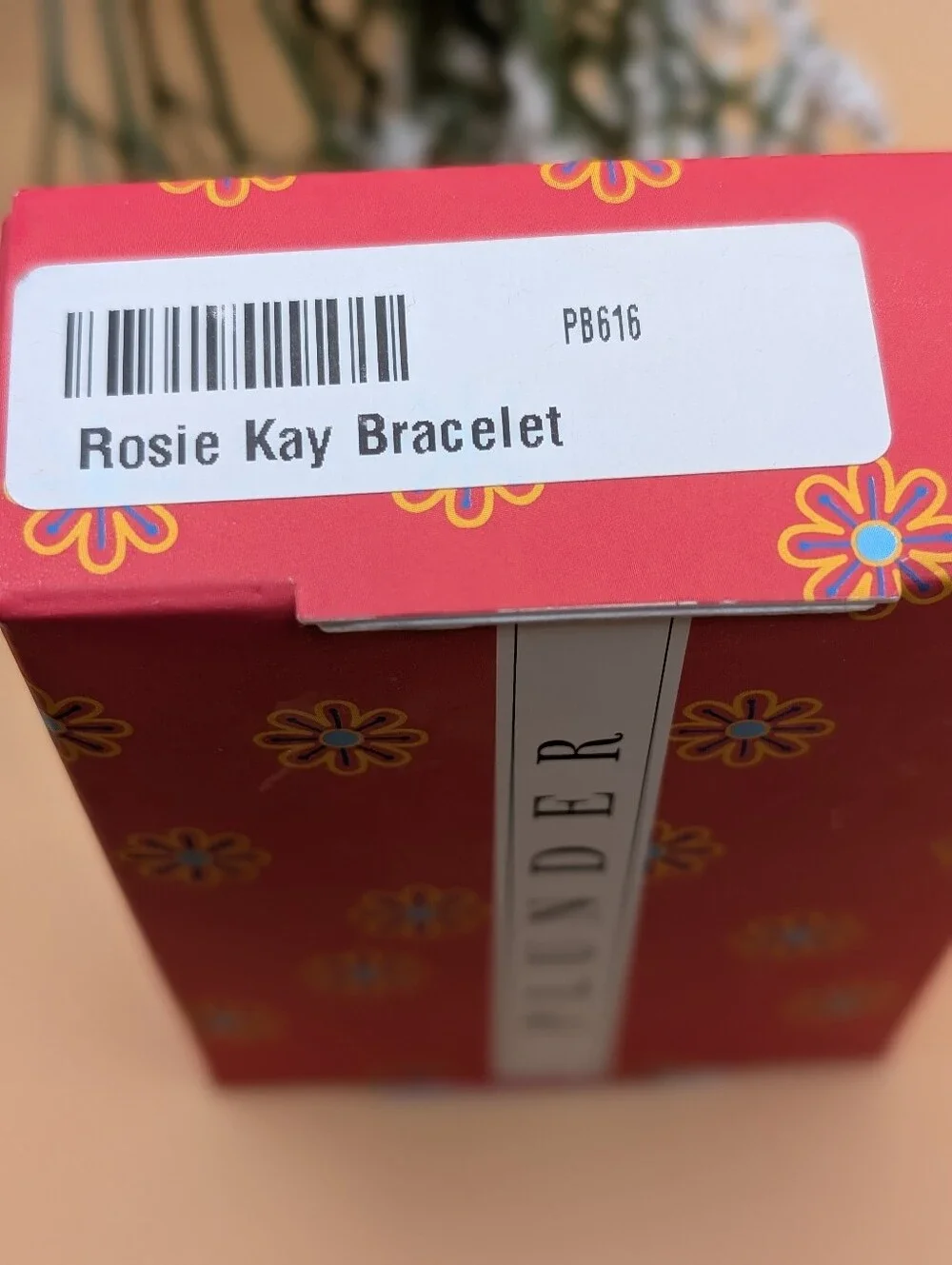 Plunder elegant rosie